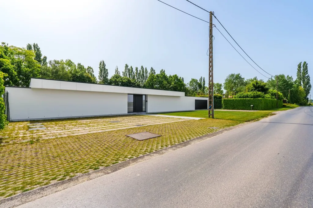 Esterno - Modernised Villa with Garden in Poperinge