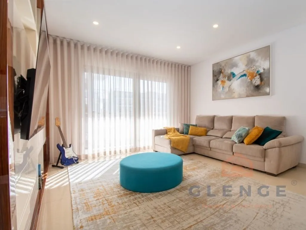 Elutuba - Luxury Apartment with Terrace in Quarteira
