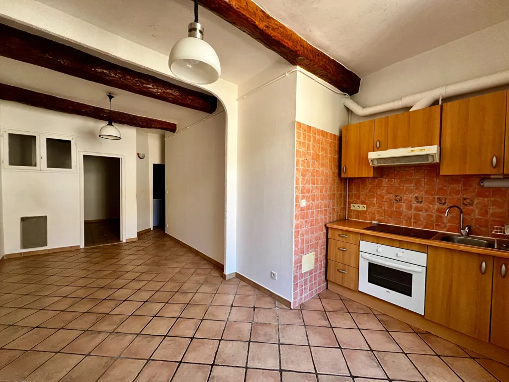 Cuisine - Appartement 2 Pièces au Cœur de Carcès