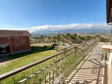Balcon - Rustic Podere with Olive Grove near Spoleto