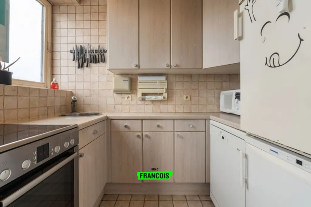 Köök - Bright Apartment with Open Views in Ostend
