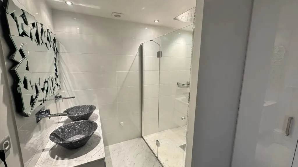 Vannitoad - Luxury Apartment with Terrace on Croisette, Cannes