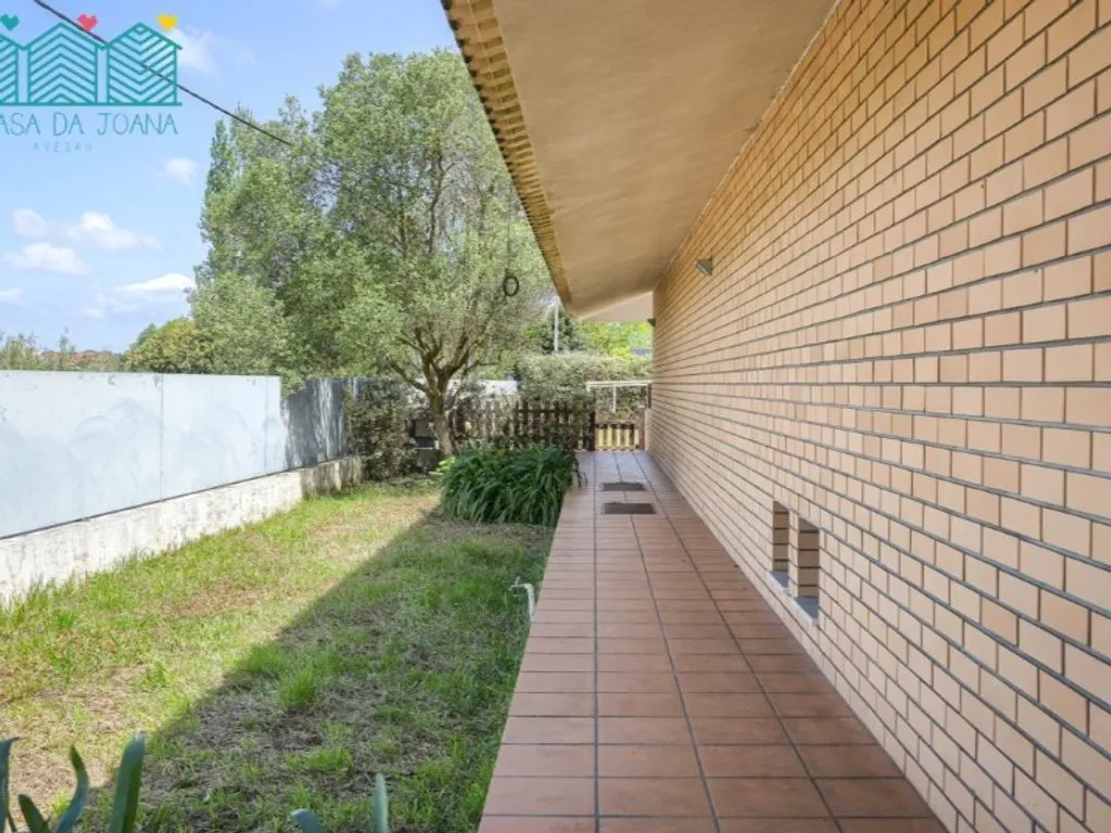 Jardin - Luxury Villa with Pool in Aveiro