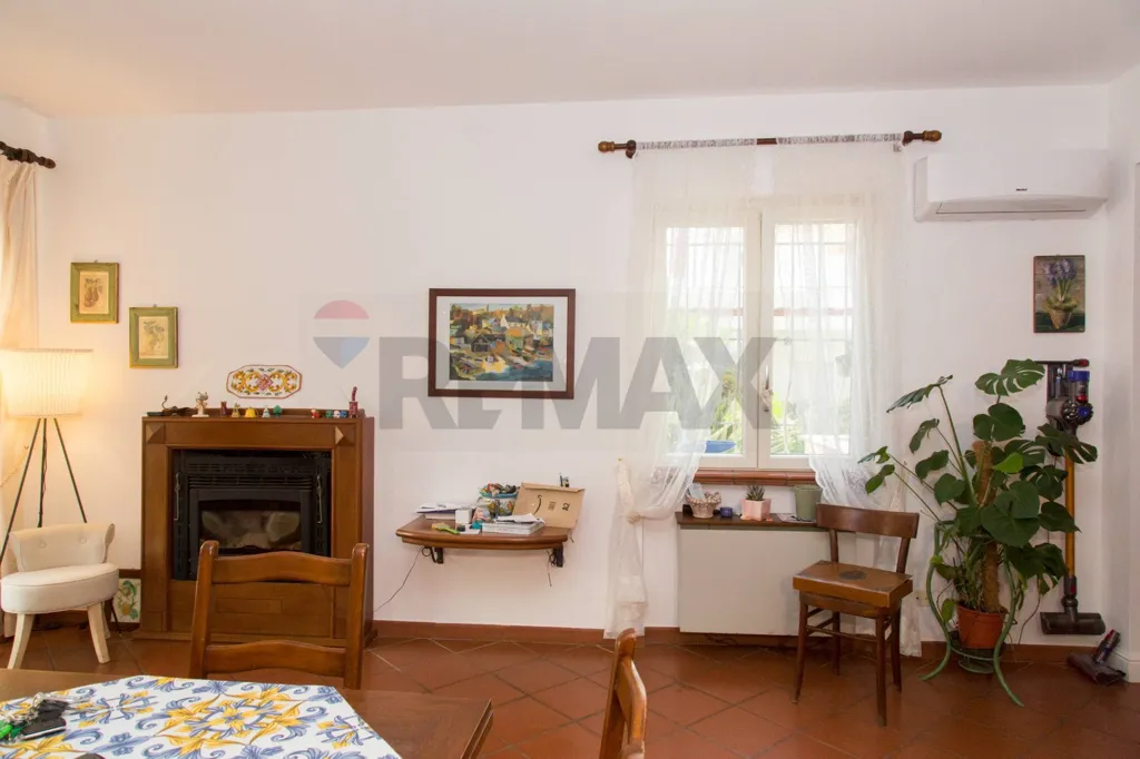 Salle à manger - Bifamiliar Villa with Terrace in Anzio