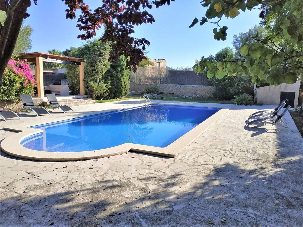 Bassein - Rural House with Pool in Artà