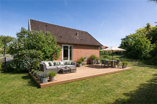 Jardin - 1955 Villa with Garden in Esbjerg Ø