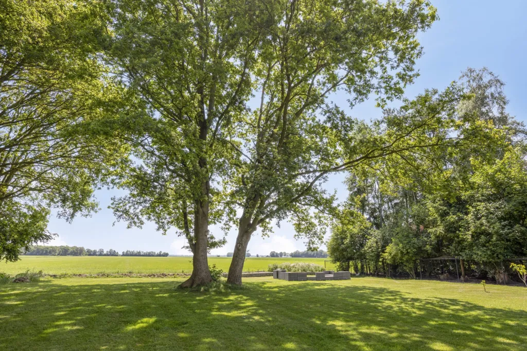 Jardin - Modernised House with Canal View in Bergentheim