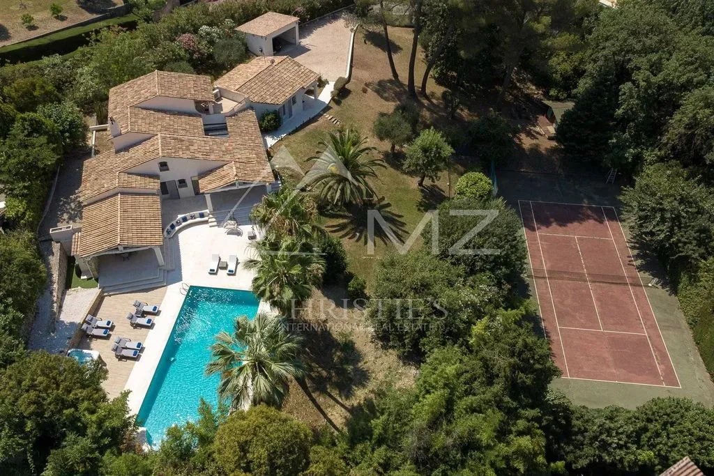 Õhuvaade - Luxury Villa with Pool in Mougins