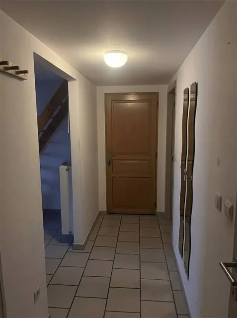 hallway_entrance
