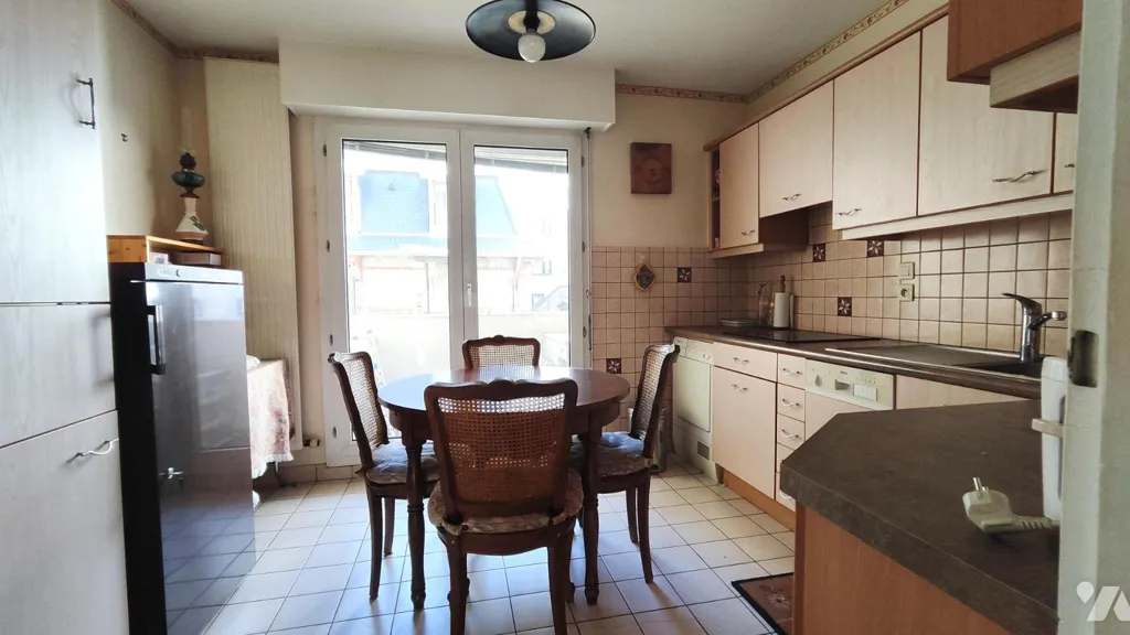 Kitchen - Spacious 3-Bedroom Apartment with Terrace in Chambéry