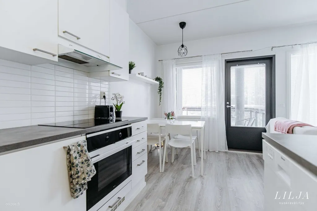 Cucina - Modern Loft with Balcony in Seinäjoki