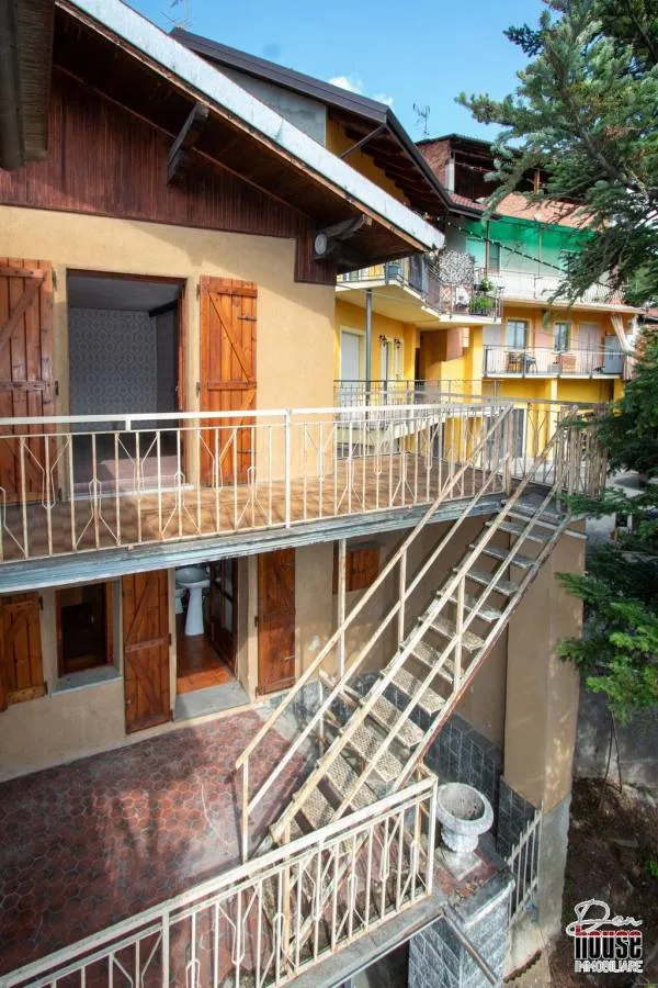 Extérieur - Terraced House with Lake View in Caprie