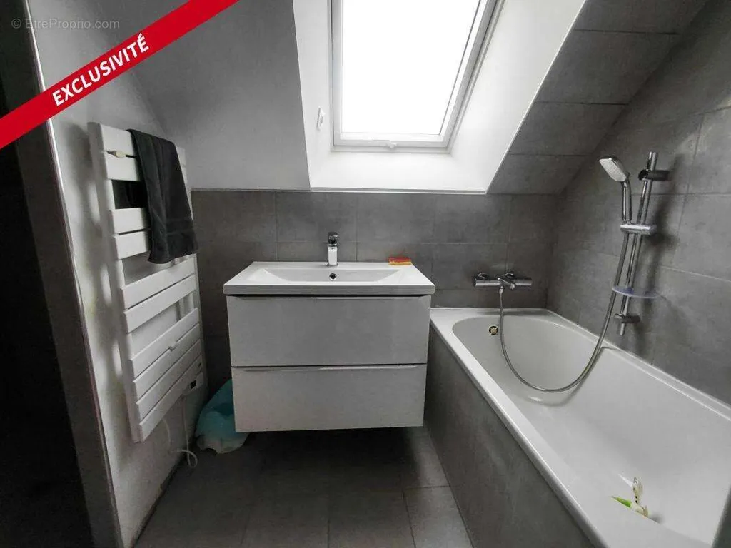 Vannitoad - 5-toaline maja asukohas Fresnay-Sur-Sarthe