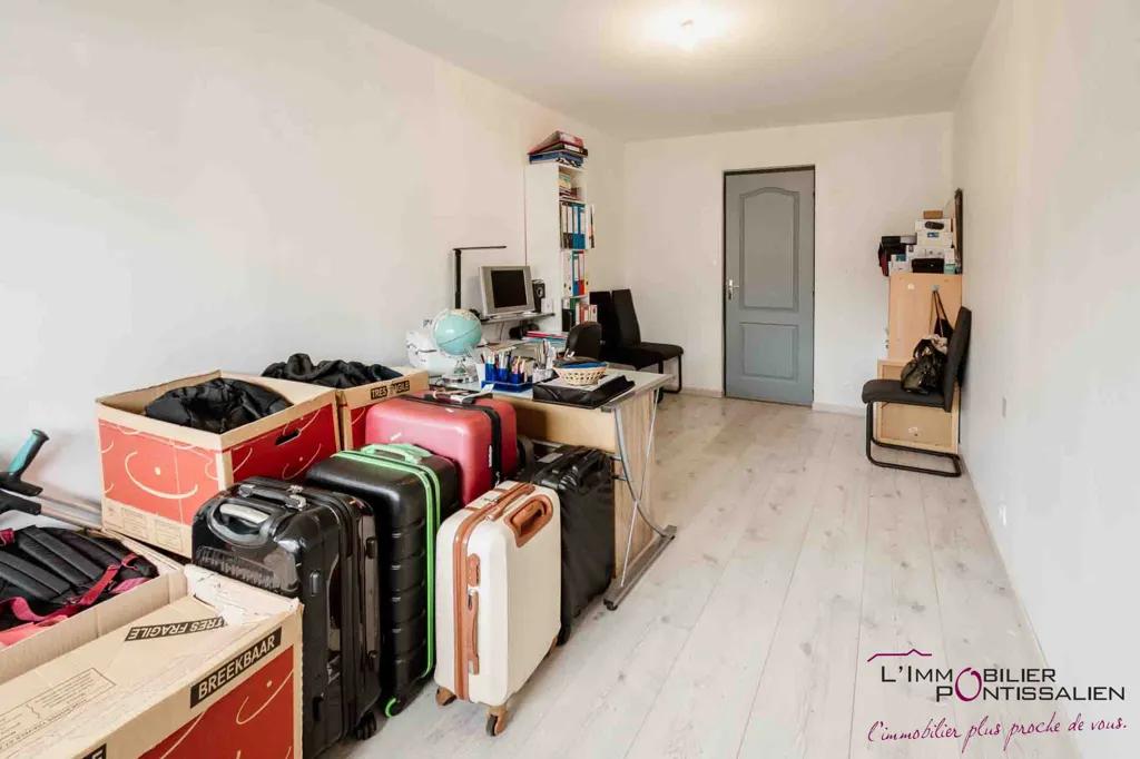 Magamistoad - Type 7 Apartment with Balcony in Sainte-Colombe