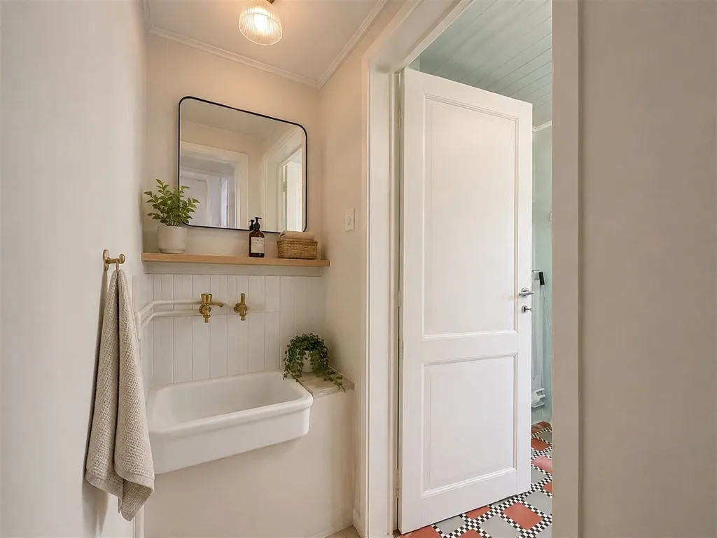 Salles de bain - Maison 3 Façades avec Jardin et Terrasse à Roufosse