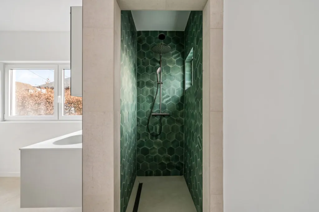 Salles de bain - Maison Rénovée avec Terrasse à Temse