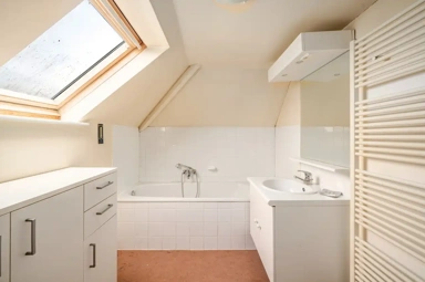 Bagni - Commercial Property with Residential Unit in Kruisem
