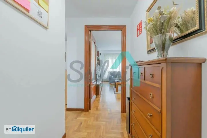 Entrée - Apartment with Northeast View in Gijón Centre