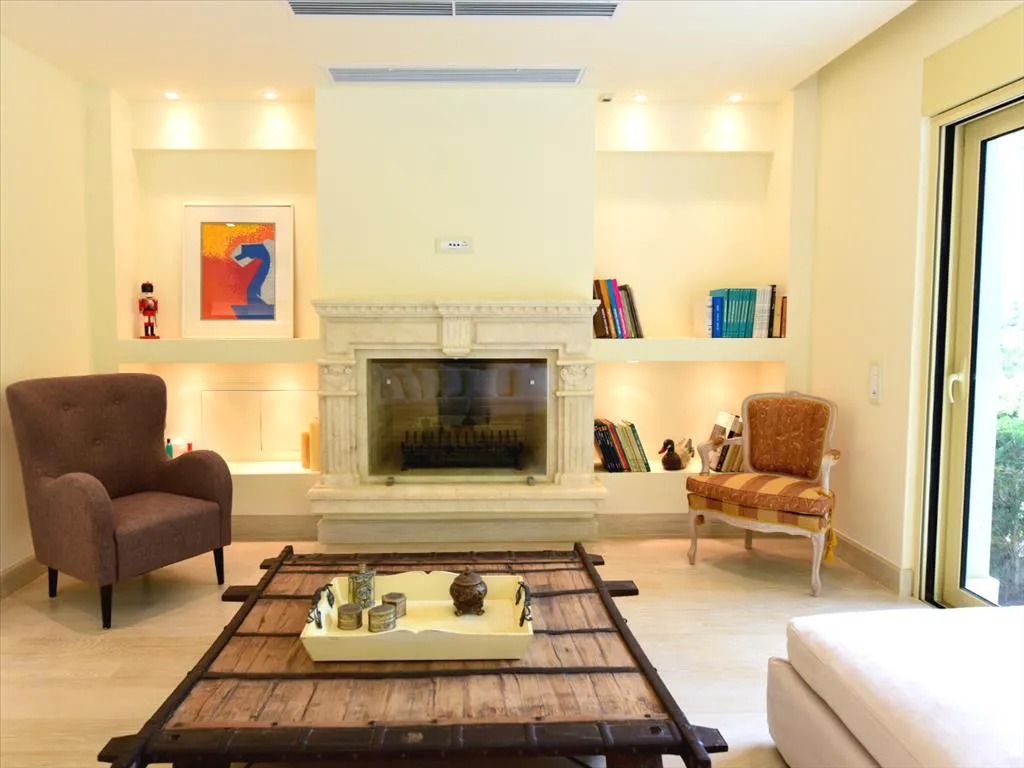 7-toaline maja asukohas Athens