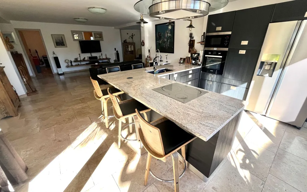 Cuisine - Bas de Villa Rénové au Calme près de La Bocca