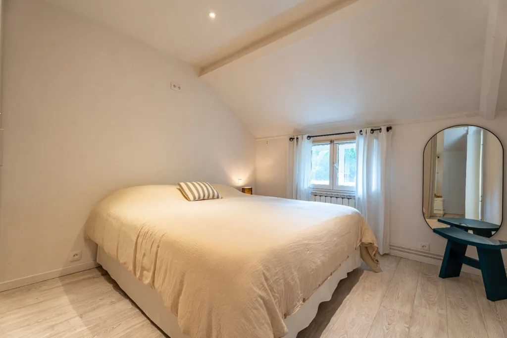 Chambres - Duplex Rénové sur les Quais de Saône à Lyon