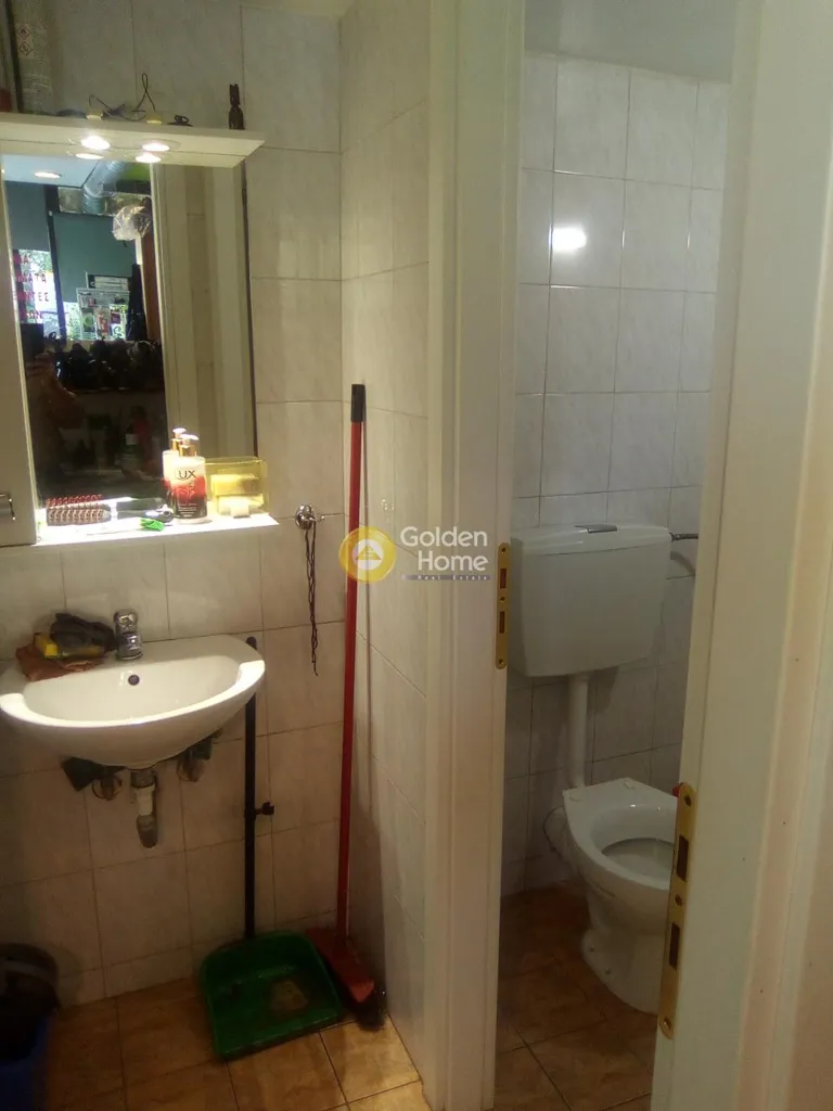Vannitoad - Business Premises with Garden in Marousi