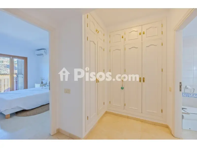 Schlafzimmer - Penthouse with Sea Access in La Alcaidesa