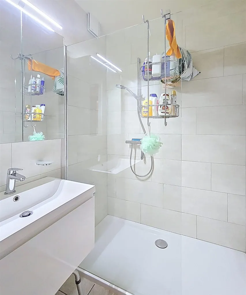 Vannitoad - Ground Floor Apartment with Garden in Mechelen