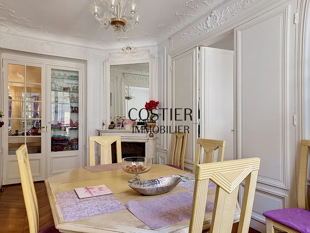 Appartement 3 pièces à Paris