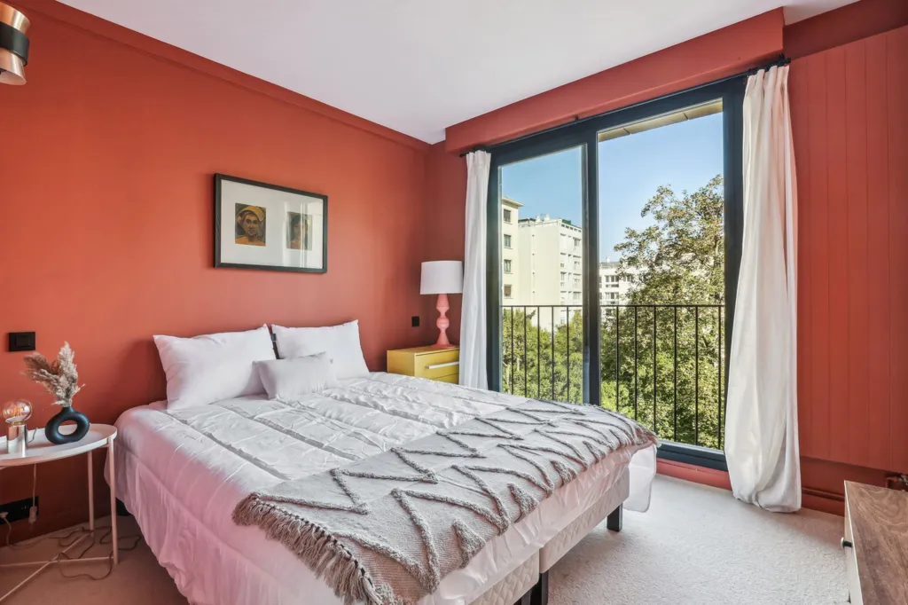 Magamistoad - Renovated Duplex with Terrace in Saint James