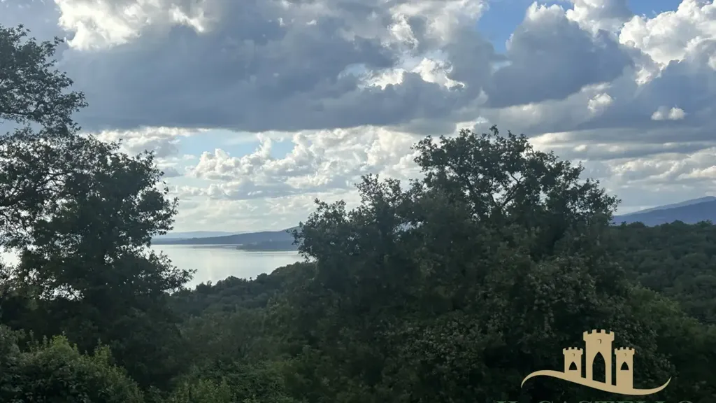 Jardin - Modern Villa with Lake View in Magione