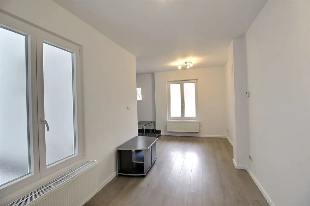 6 magamistoaga maja asukohas Ixelles