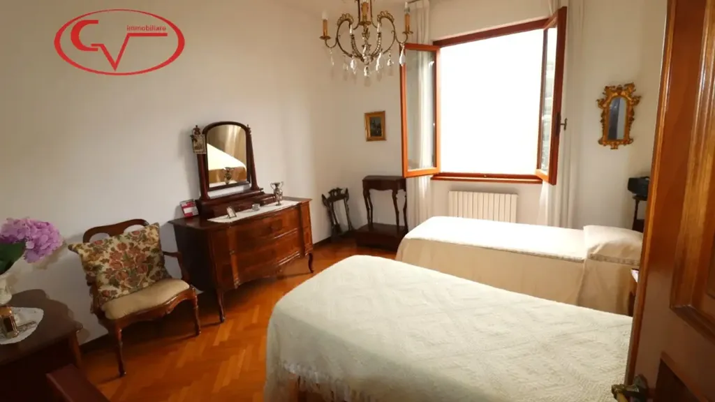 Chambres - Villa with Private Garden in Montevarchi