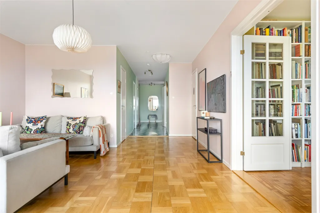 Elutuba - Stylish Apartment with South-Facing Balcony in Gärdet