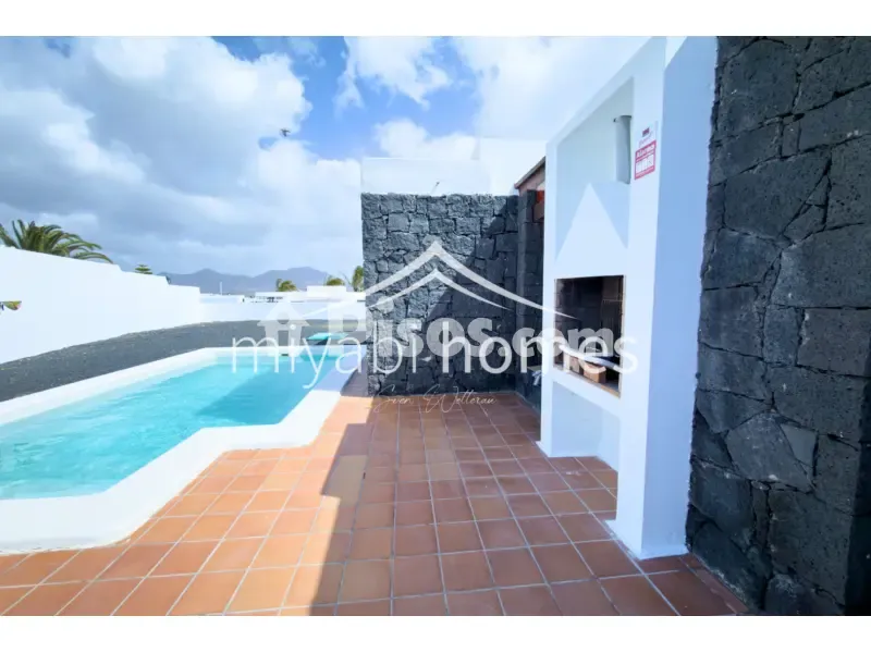 Piscina - Bungalow with Pool and Studio in Playa Blanca