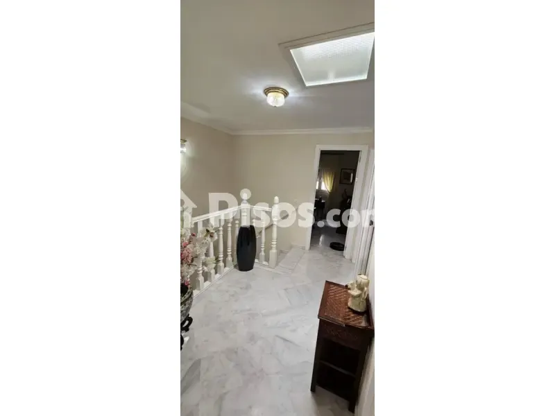 Ingresso - Fully Renovated Adosada with Terraces in Tomares
