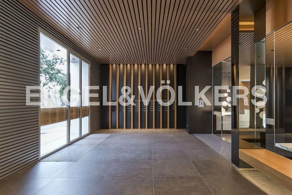 Ingresso - 3-Bed Apartment with Pool in Ríos Rosas