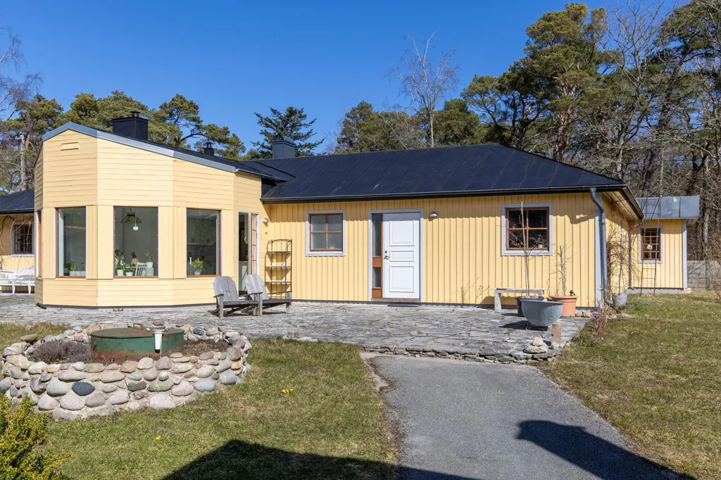 Välivaade - Charming Villa with Guesthouse near Visby
