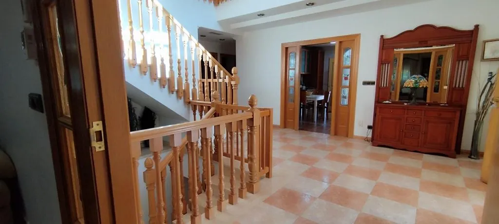 Toad - Luxury Villa with Pool in Elche