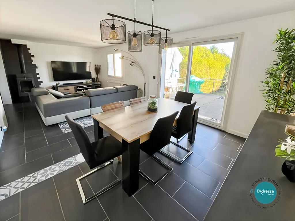 Söögituba - Renovated House with Garden in Ris-Orangis