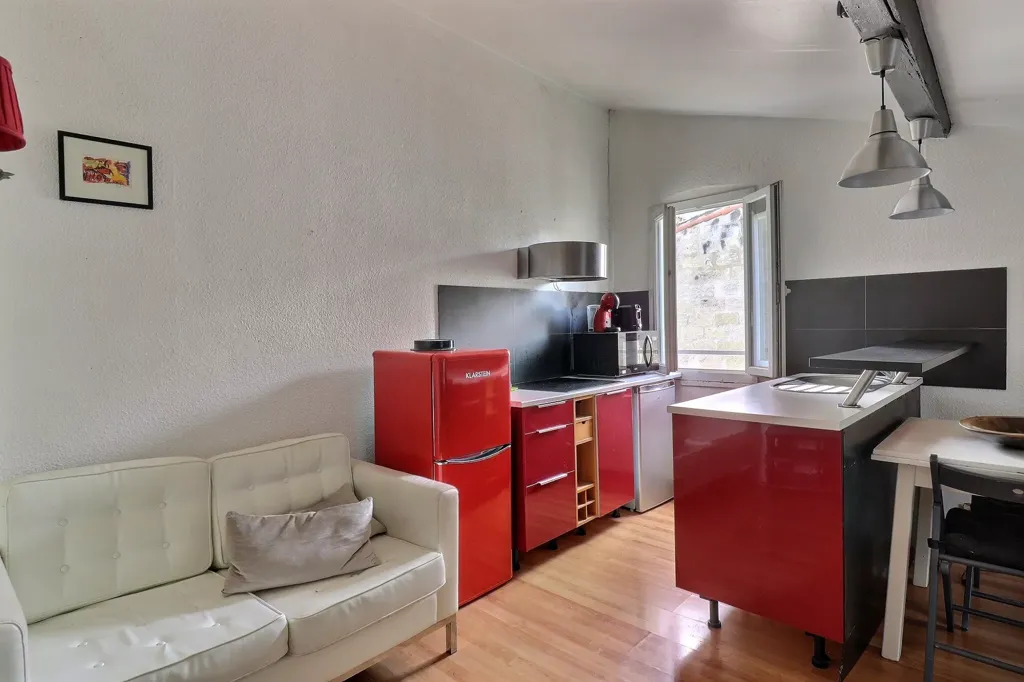 Kitchen - T2 with Basilica View in Bordeaux