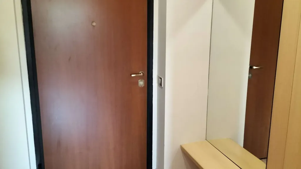 Ingresso - Modern Studio with Lift in Castellanza