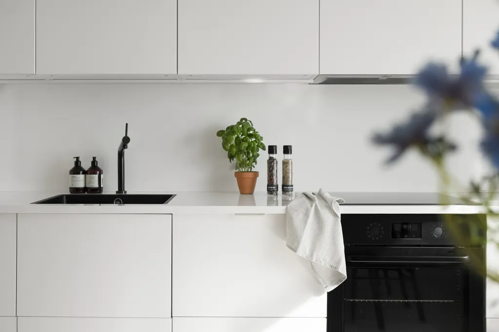 Cuisine - Modernised Apartment with Balcony in Central Kungälv