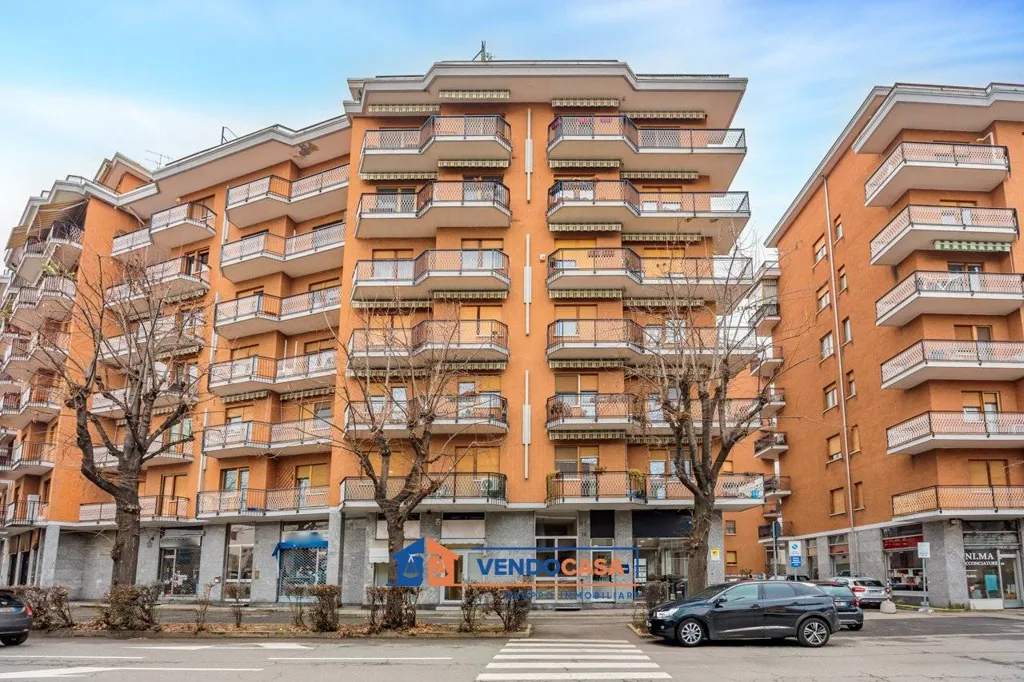 Extérieur - Attico with Double Terraces in Settimo Torinese