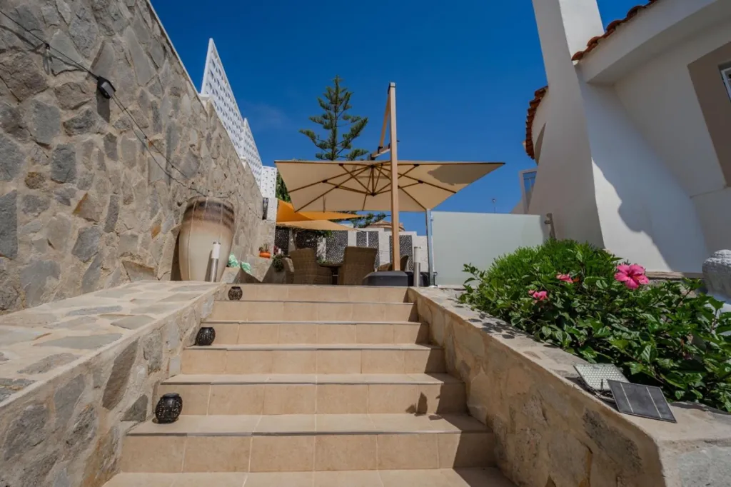 Toad - Luxury Villa with Heated Pool in Ciudad Quesada
