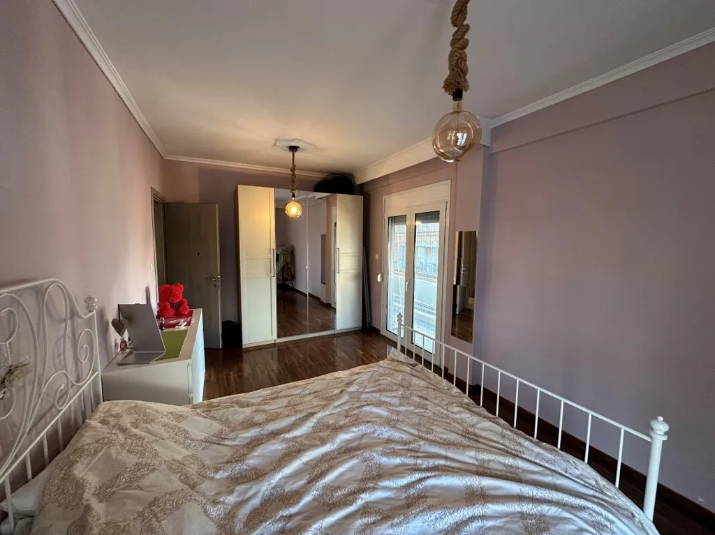 Bedrooms - Renovated Flat with Elevator in Thessaloniki
