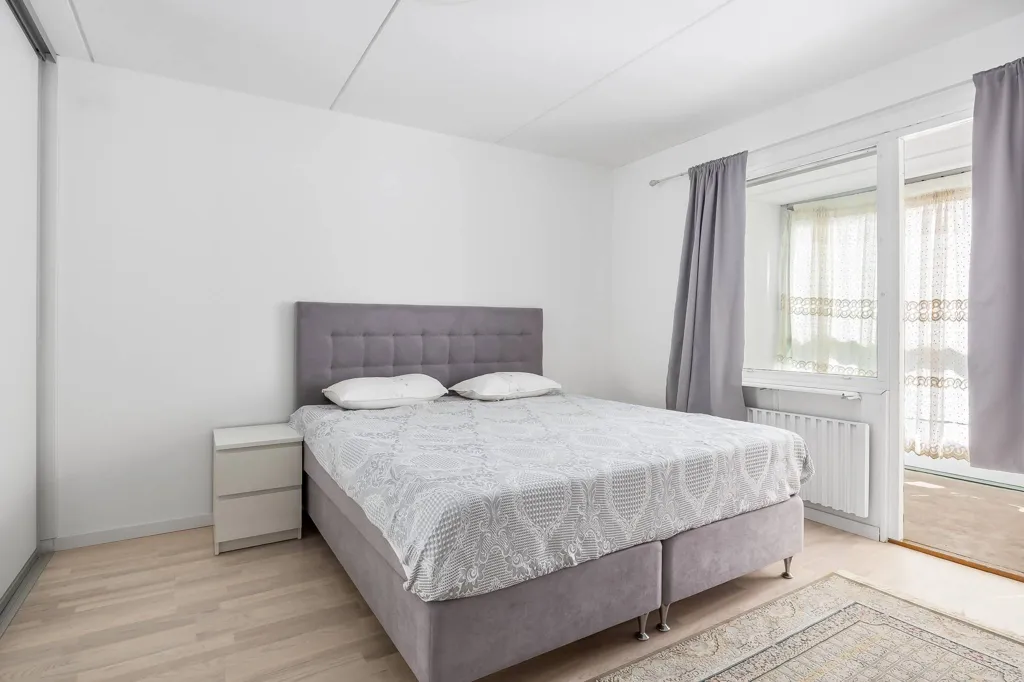 Magamistoad - Apartment with Balcony in Söderkulla