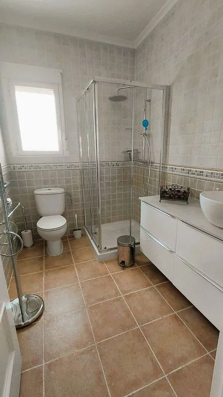 Salles de bain - Villa with Pool and Terrace in La Marina