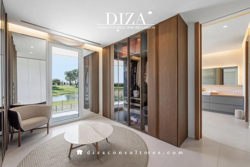 Entrée - Duplex with Pool and Golf View in La Finca