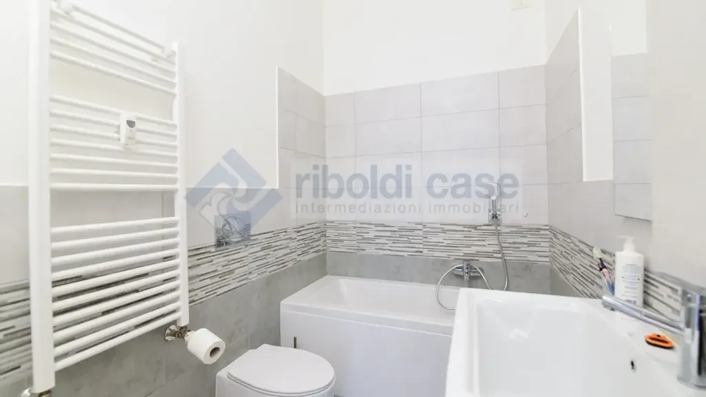 Salles de bain - Appartement 4 pièces à IT